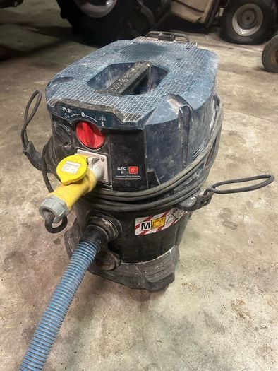 Industrial Bosch professional hoover