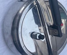 pressure cooker