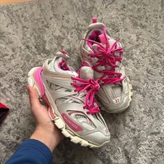 Balenciaga tracks uk 4