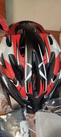 BRAND NEW Ultralight Cycling Safety Helmet