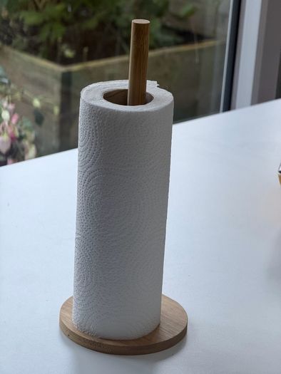 Paper towel holder