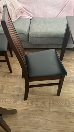 table and 6 chairs