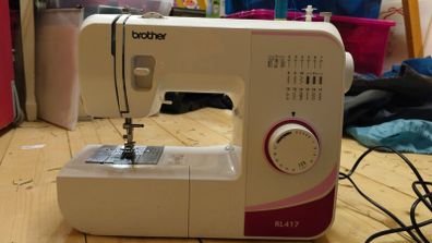 Brother RL417 Sewing Machine
