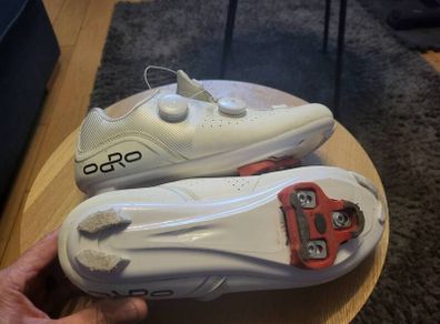 cycling shoes