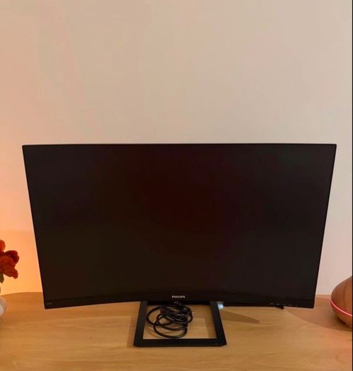 Philips 32" Curved QHD Monitor (325E1C/00)