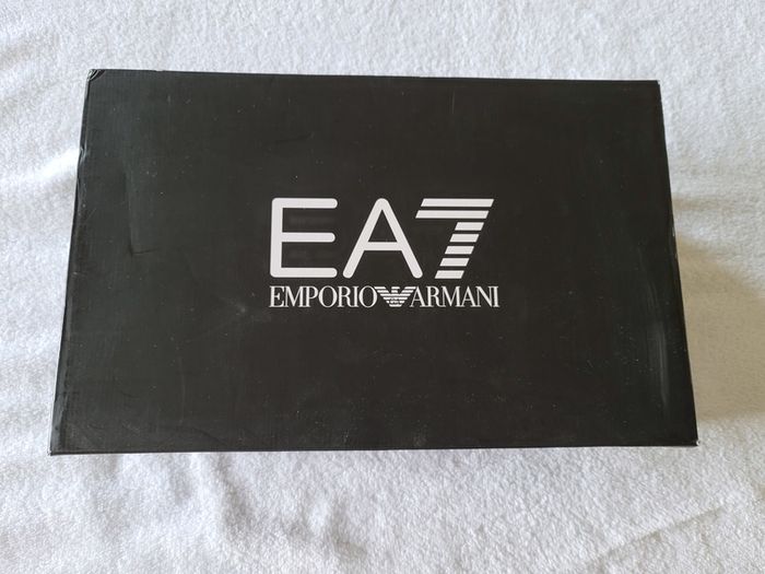 Rare Emporio Armani EA7 Men's Brand New Racer Trainers Size 11 Sold Out Everywhere in Size 11