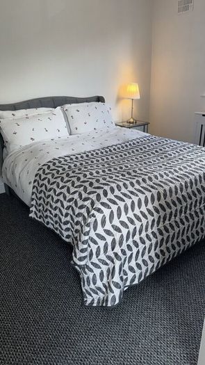Bed European Double with Gas Lift-Self Assembly