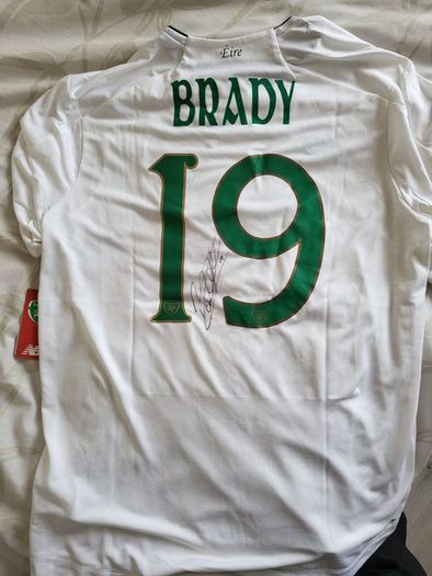 Robbie Brady Ireland commemorative shirt, signed