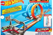 Hot Wheels Action Double Loop Dash Playset