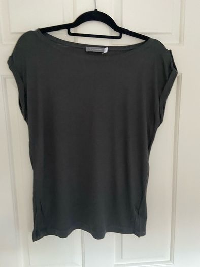 Mint Velevt 3 Tops Size Xs