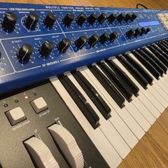 Behringer Wave