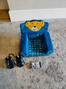 Build-a-Bear seat and bed