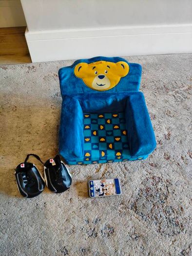 Build-a-Bear seat and bed