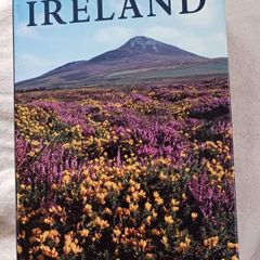 IRELAND/ A Smithsonian Natural History /Michael Viney/ 2003