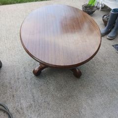 Antique oval table