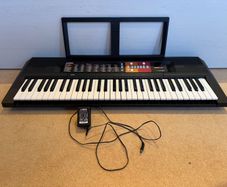 Yamaha Keyboard