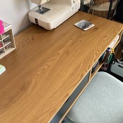 Wood desk with two drawers