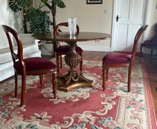 Round Oak Dining Table