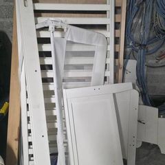 baby cot