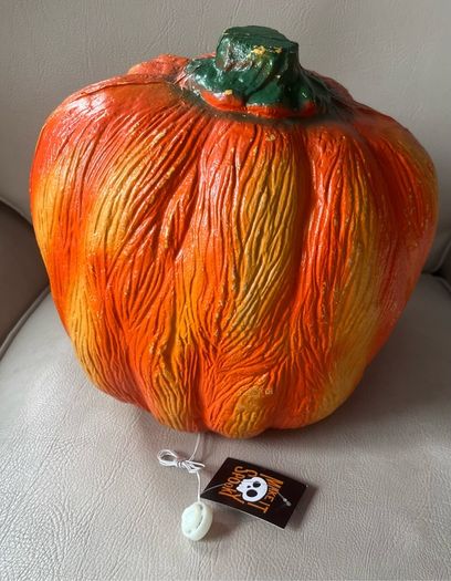 Large Pumpkin with LED lights