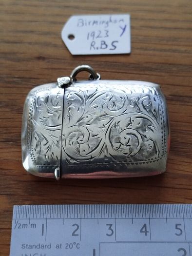 Antique Sterling Silver Vesta Case - High Shine Finish (Birmingham 1923)