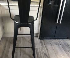 Bar stool