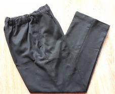 SALE E1  Black School Trousers. Age 10-11