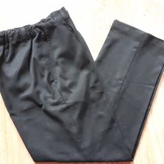 SALE E1  Black School Trousers. Age 10-11