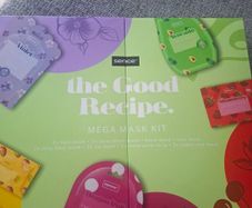 Face mask gift set
