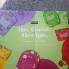 Face mask gift set