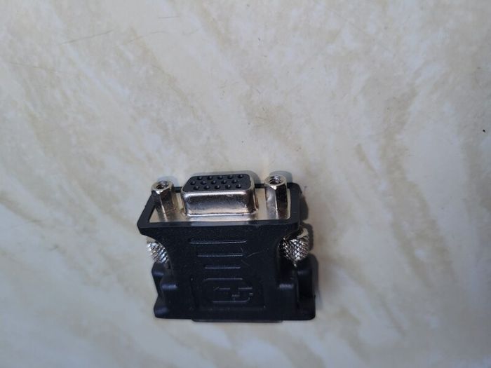 DVI-I  to  vga