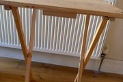Laptop fold up table