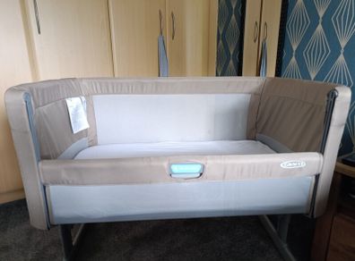 Graco Sweet2Sleep Bedside Crib Oatmeal