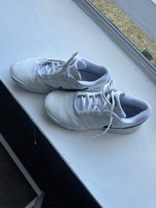 nike trainers