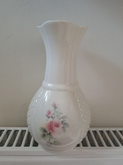 Donegal Parian vase