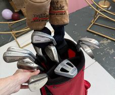 set golf clubs