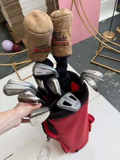 set golf clubs
