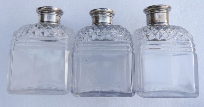 Victorian Sterling Silver Birmingham, Chester Hallmarked Antique Silver Lidded Cut Glass Dressing Table Set of Scent Bottles and Trinket Box
