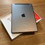 iPad 8th WiFi + Cellular 128 Gb locked Image 2