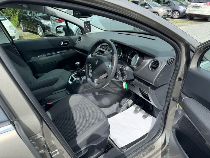 Peugeot 5008 1.6HDi..7 seat..NEW NCT/Low Klms