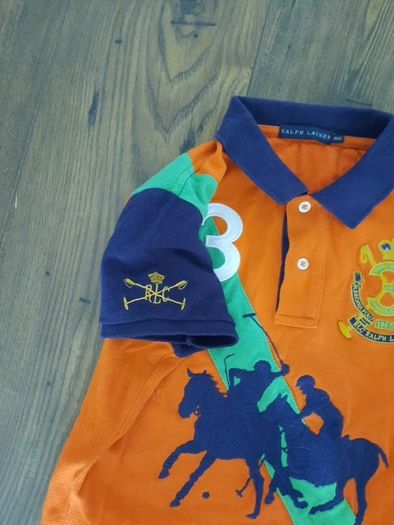 Ralph Lauren tshirt boys size M age 10years