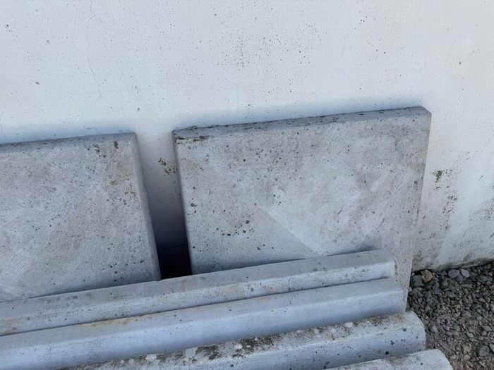Concrete wall capping