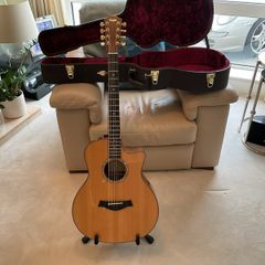 Taylor 8 String Baritone