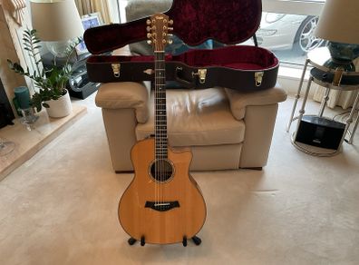 Taylor 8 String Baritone
