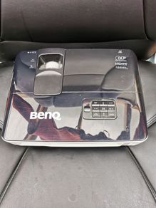 Ben Q MX666 projector For Sale