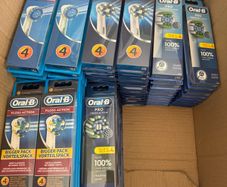 Oral B toothbrush head replacements