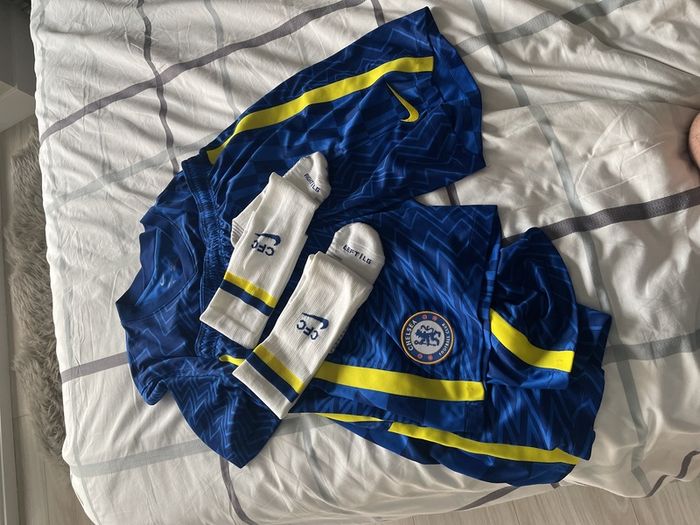 Chelsea Soccer Kit