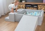 Large Adventure Centre ball pit with 300 balls for babies toddlers