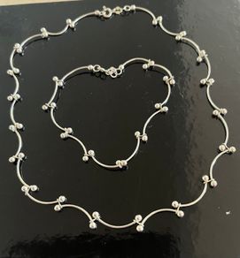 Silver Necklace & Bracelet