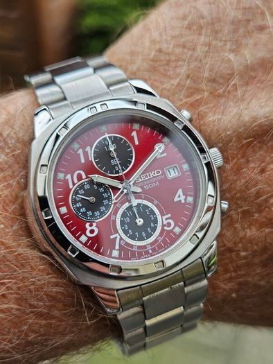 Watch Seiko Chronograph Panda.